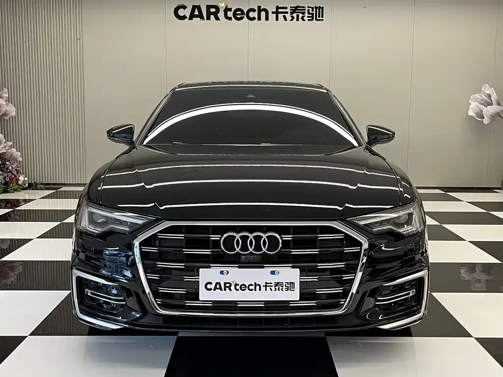 Audi A6L — фото 10
