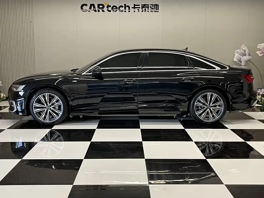 Audi A6L — фото 7