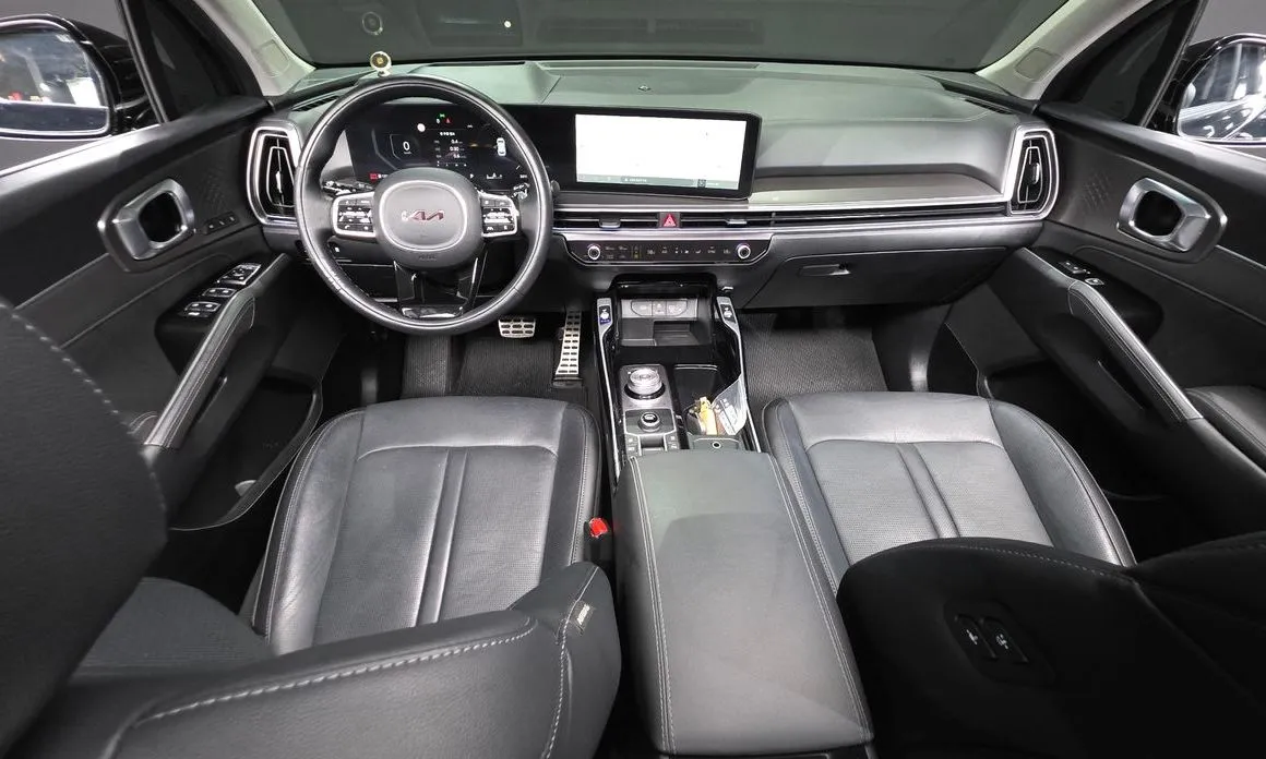 Kia Sorento — фото 6