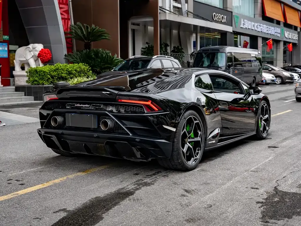 Lamborghini Huracan — фото 4