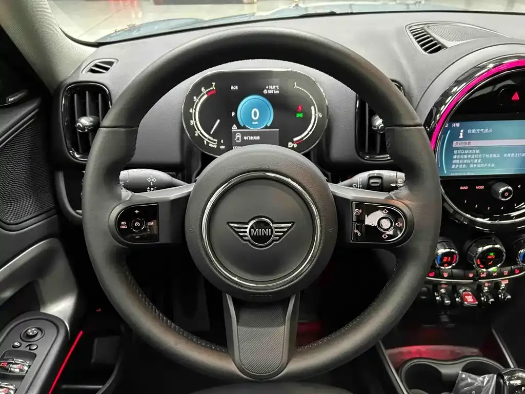 MINI Countryman — фото 10