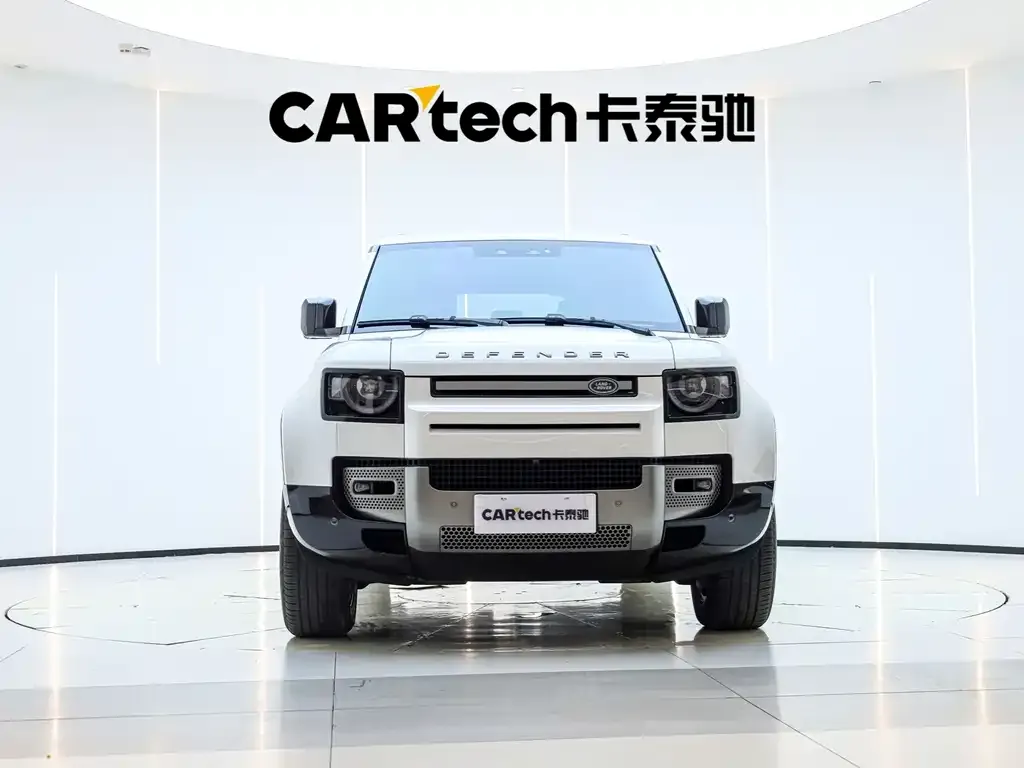 Land Rover Defender — фото 10