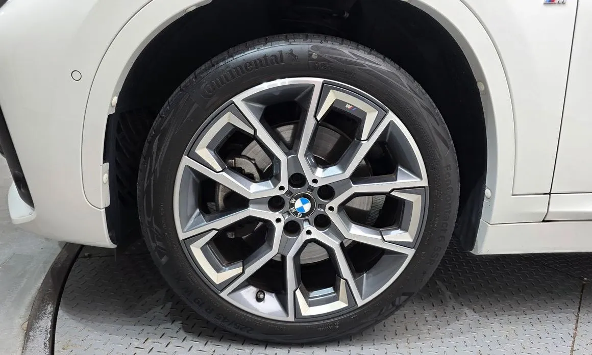 BMW X1 — фото 10