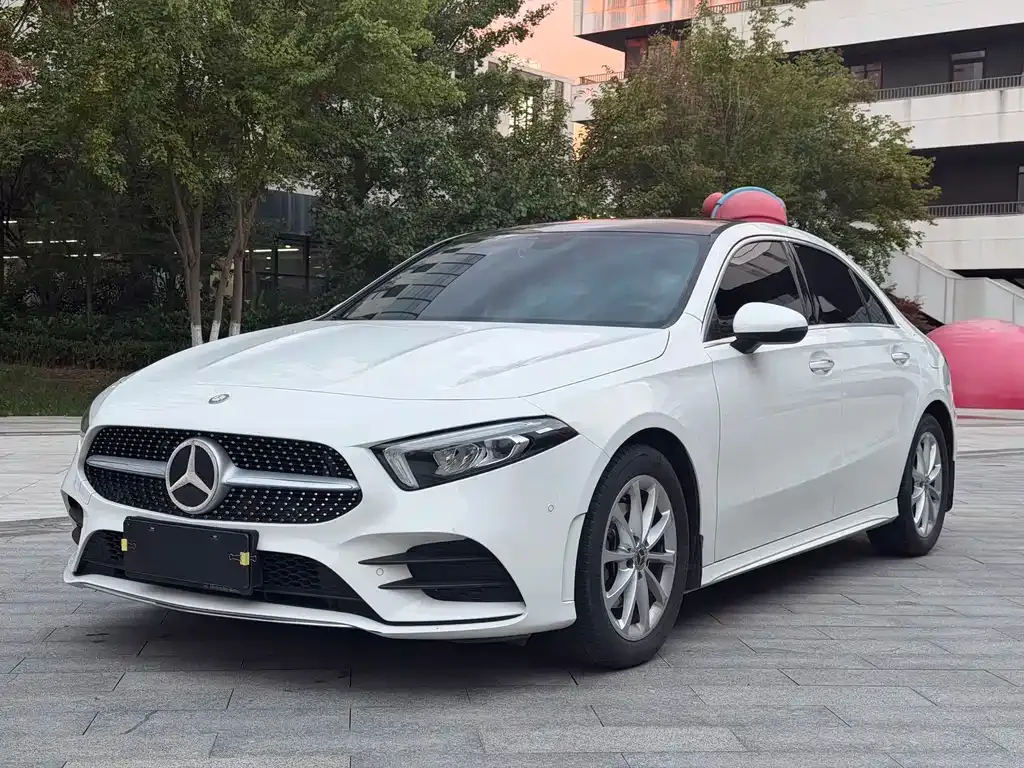 Mercedes-Benz A-Class — фото 1