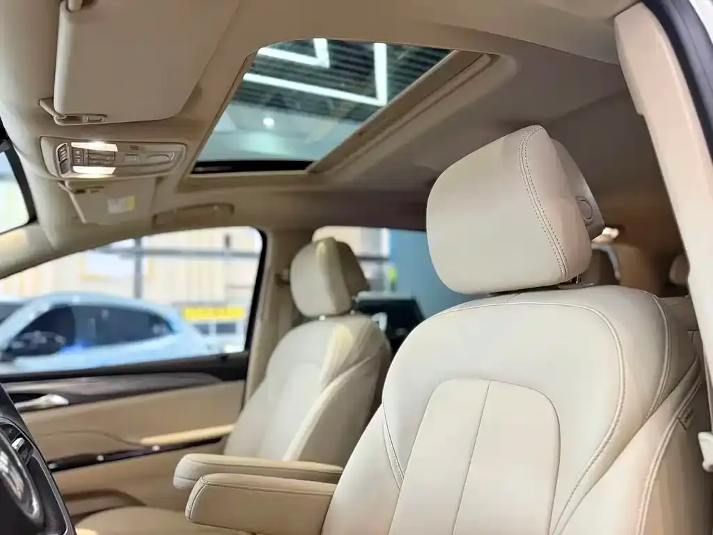Buick GL8 Hybrid — фото 7