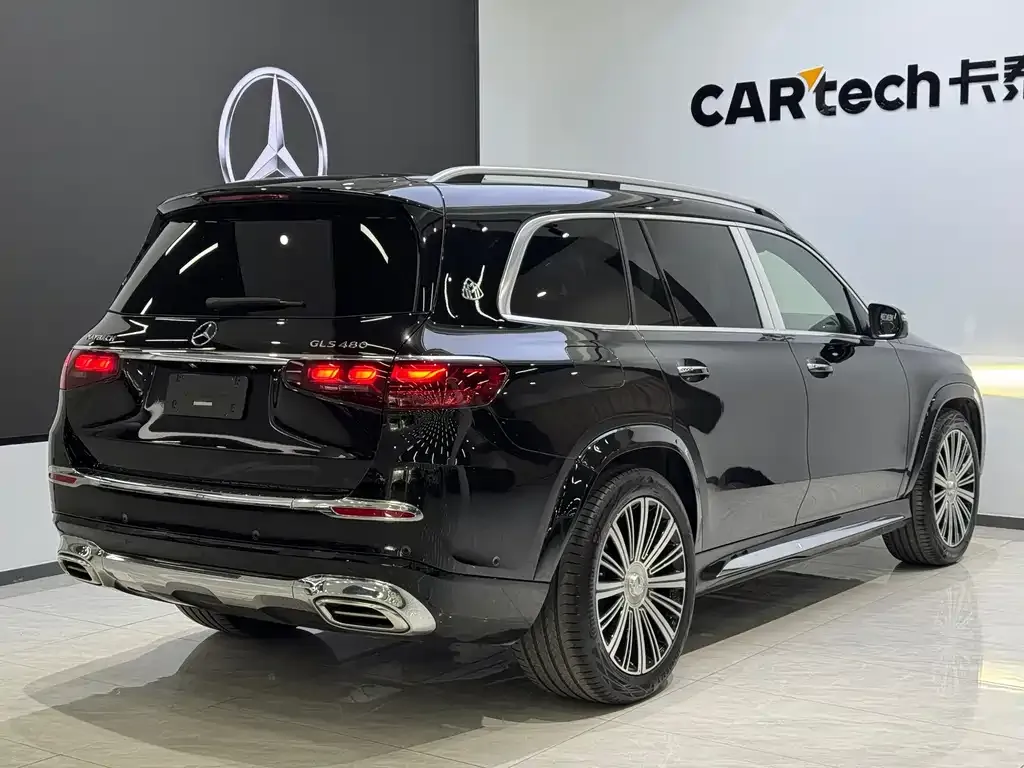 Mercedes-Benz GLS — фото 7