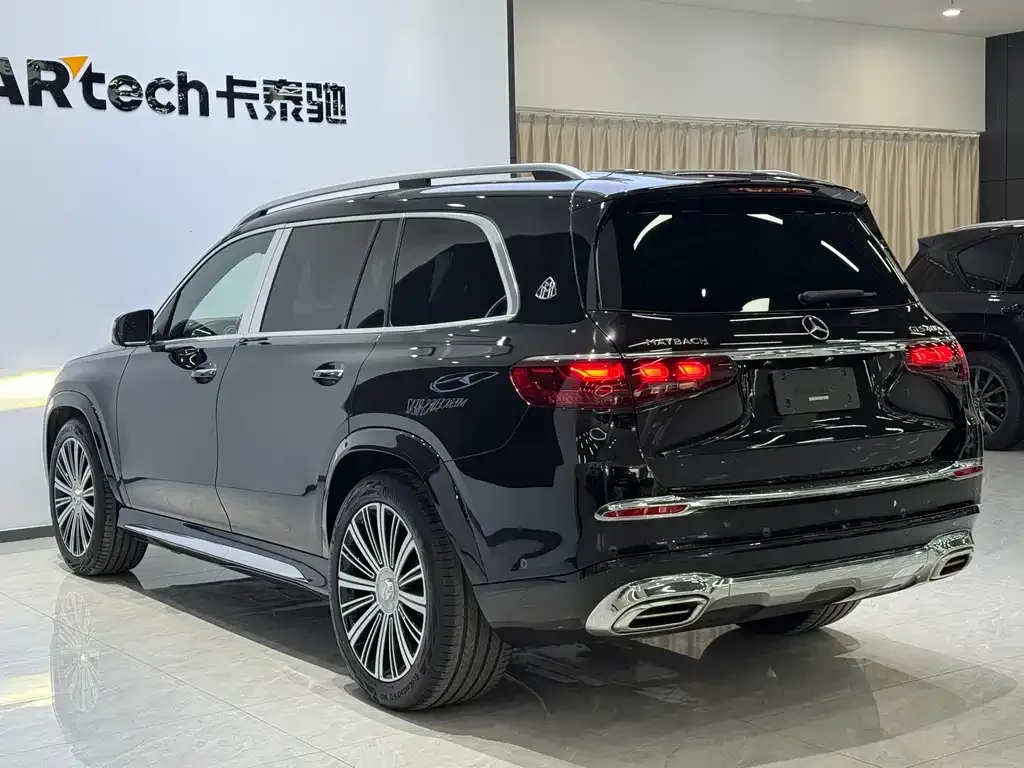 Mercedes-Benz GLS — фото 6