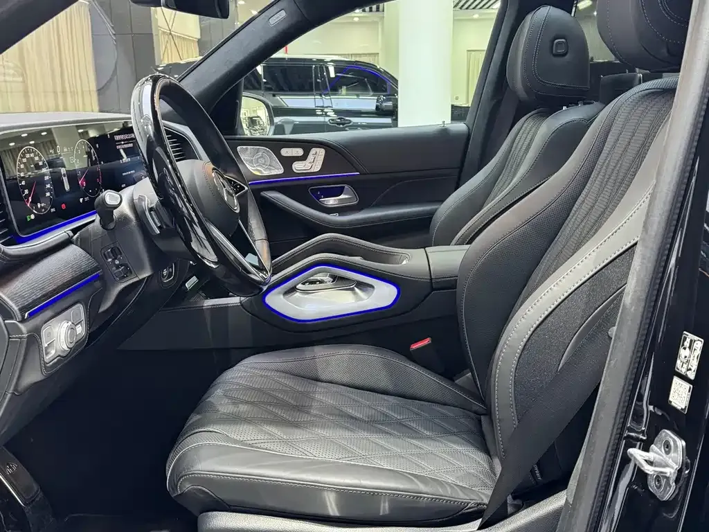 Mercedes-Benz GLS — фото 10