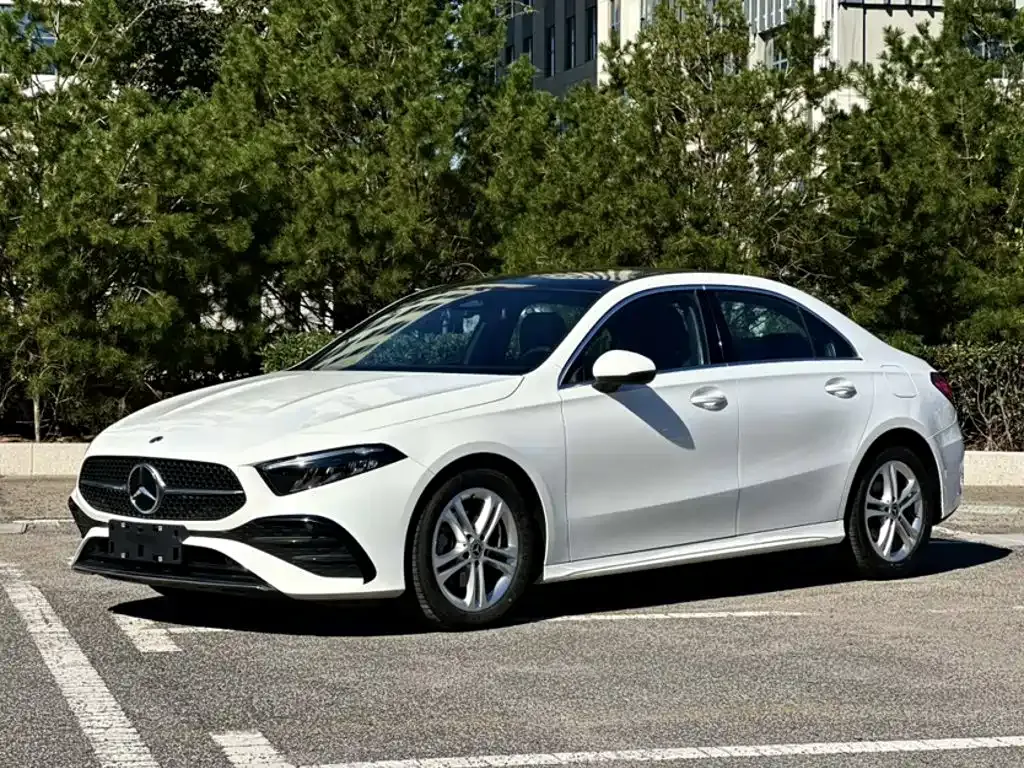Mercedes-Benz A-Class — фото 1