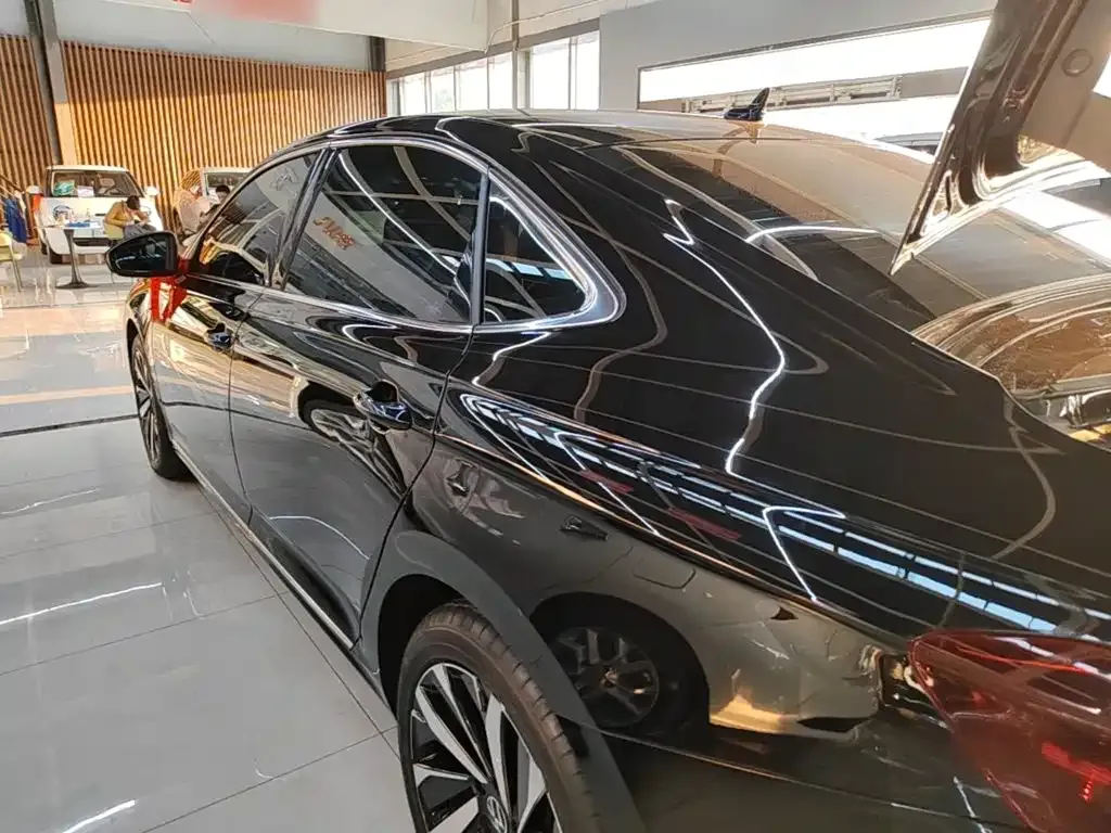 Volkswagen Passat — фото 4