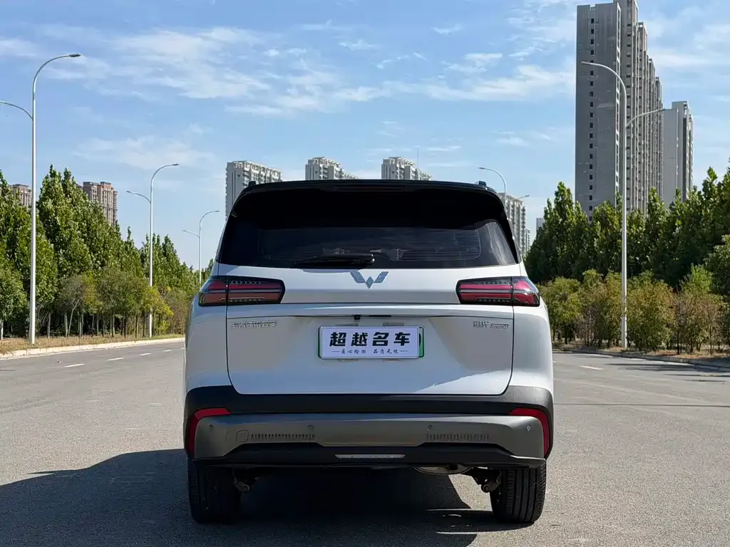 Wuling Xingguang 560 New Energy — фото 4