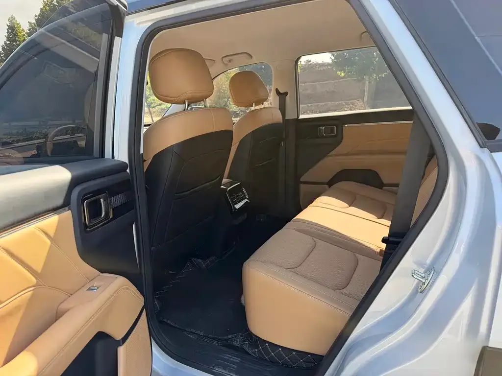 Wuling Xingguang 560 New Energy — фото 7