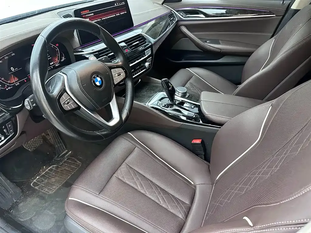 BMW 5 Series — фото 6