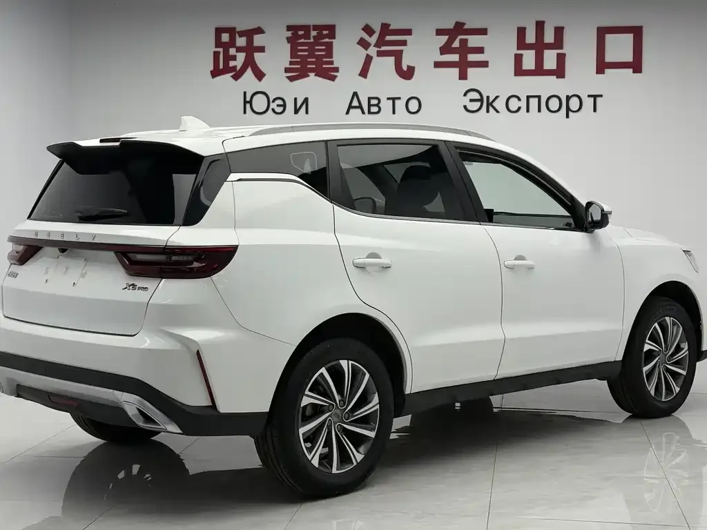 Geely Vision X6 — фото 8