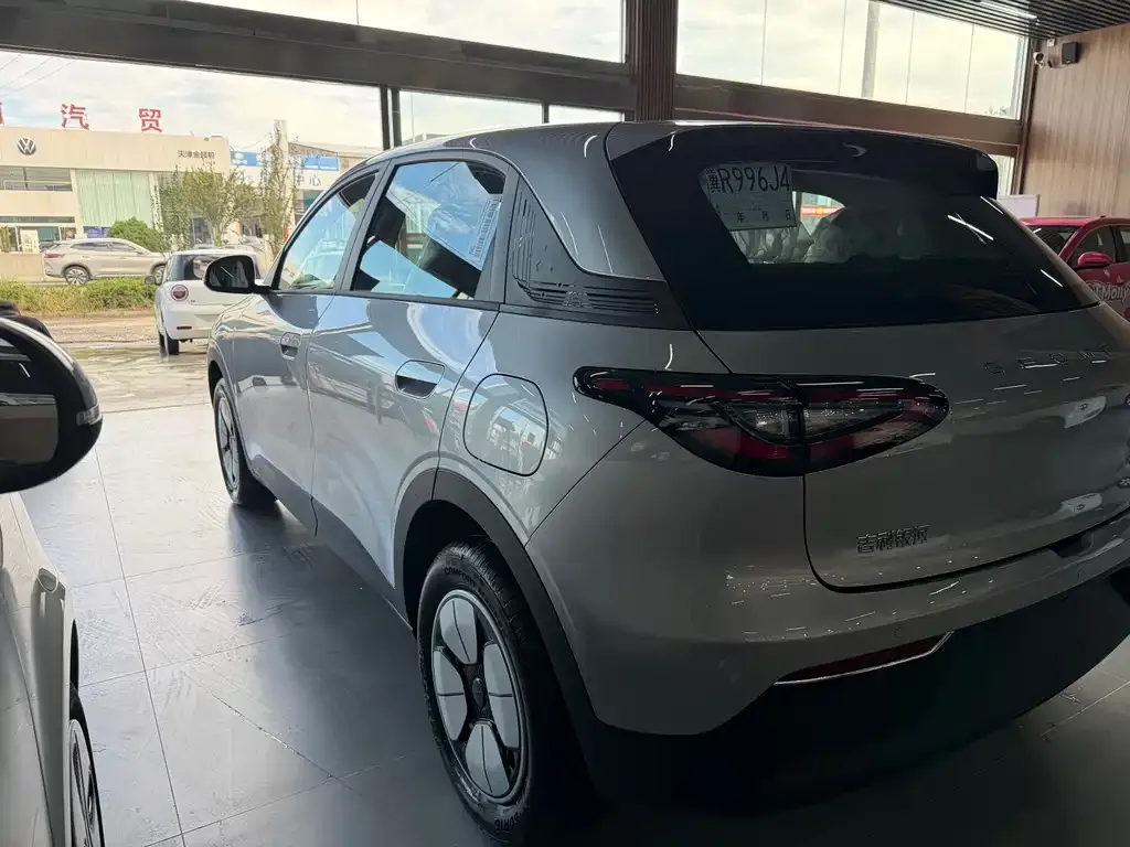Geely Starburst — фото 7