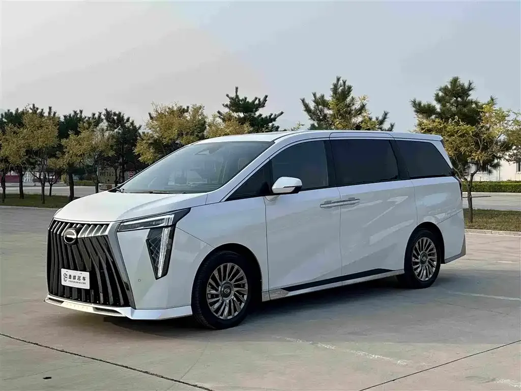 GAC Motor Trumpchi M8 — фото 1