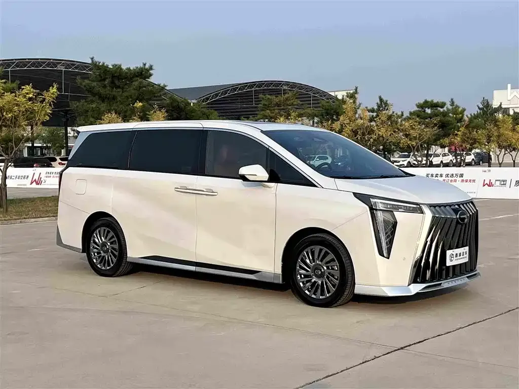 GAC Motor Trumpchi M8 — фото 9