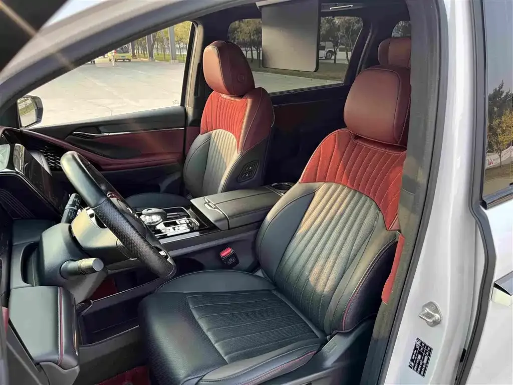 GAC Motor Trumpchi M8 — фото 6