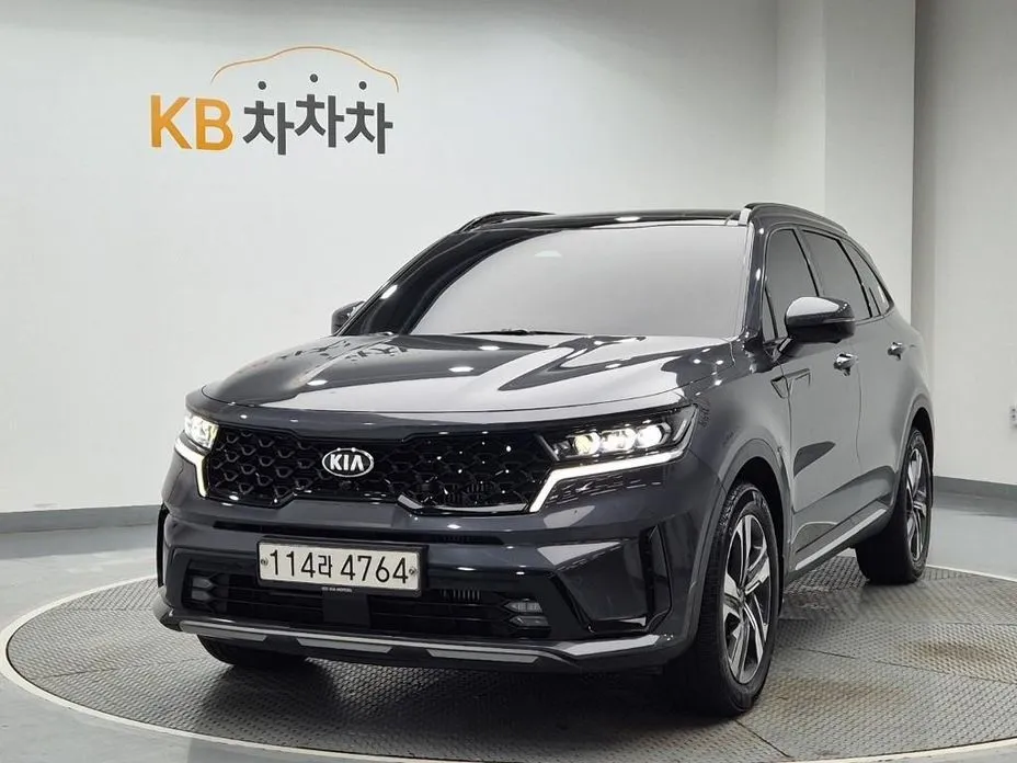 Kia Sorento — фото 1