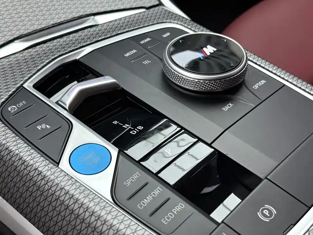 BMW i3 — фото 9