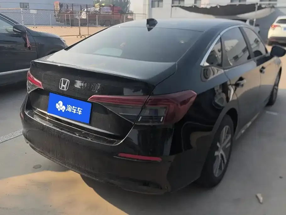Honda Civic — фото 7