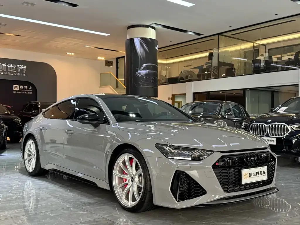 Audi RS 7 — фото 10