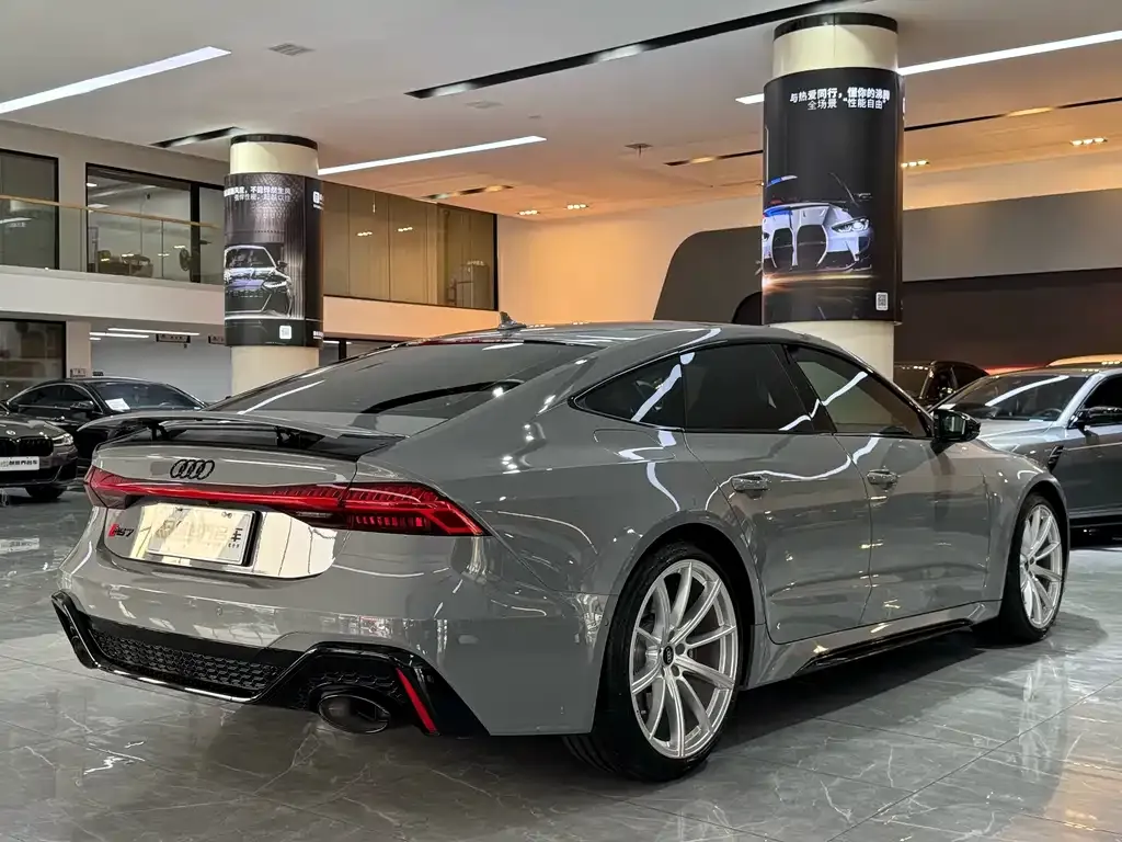 Audi RS 7 — фото 5