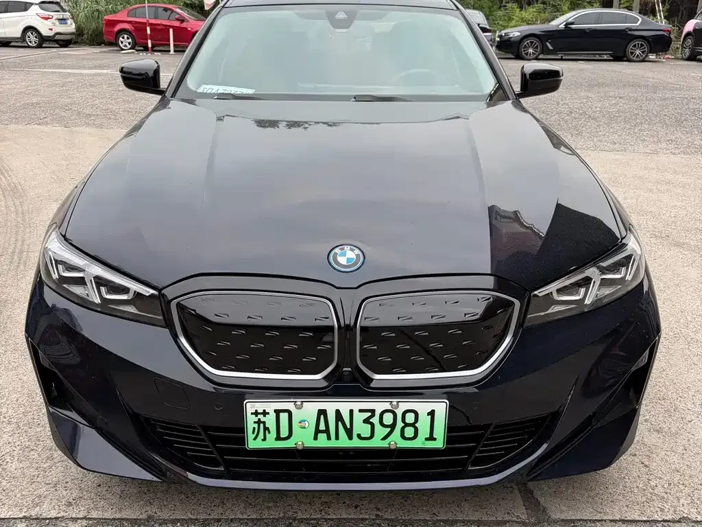 BMW i3 — фото 1