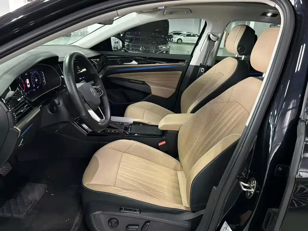 Volkswagen Passat — фото 8