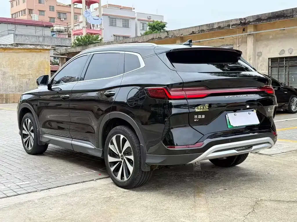 BYD PLUS New Energy — фото 7