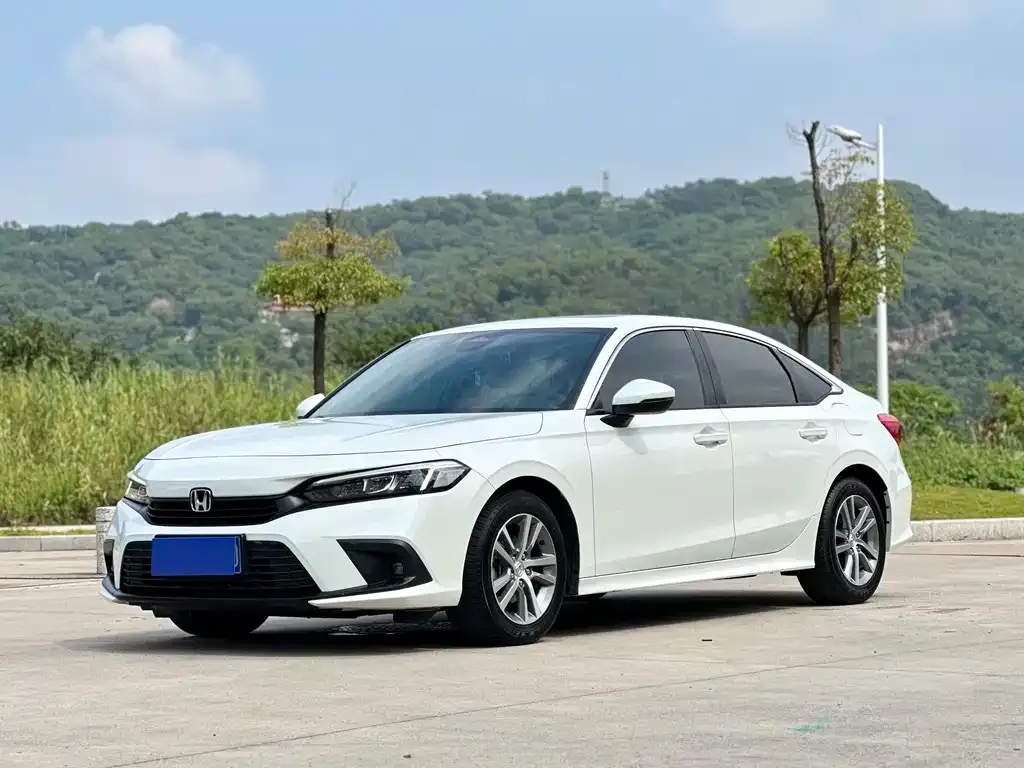Honda Civic — фото 1