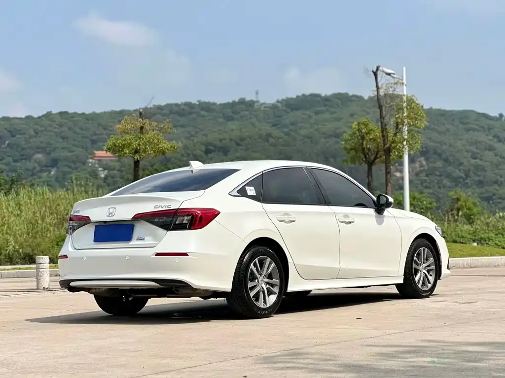 Honda Civic — фото 6