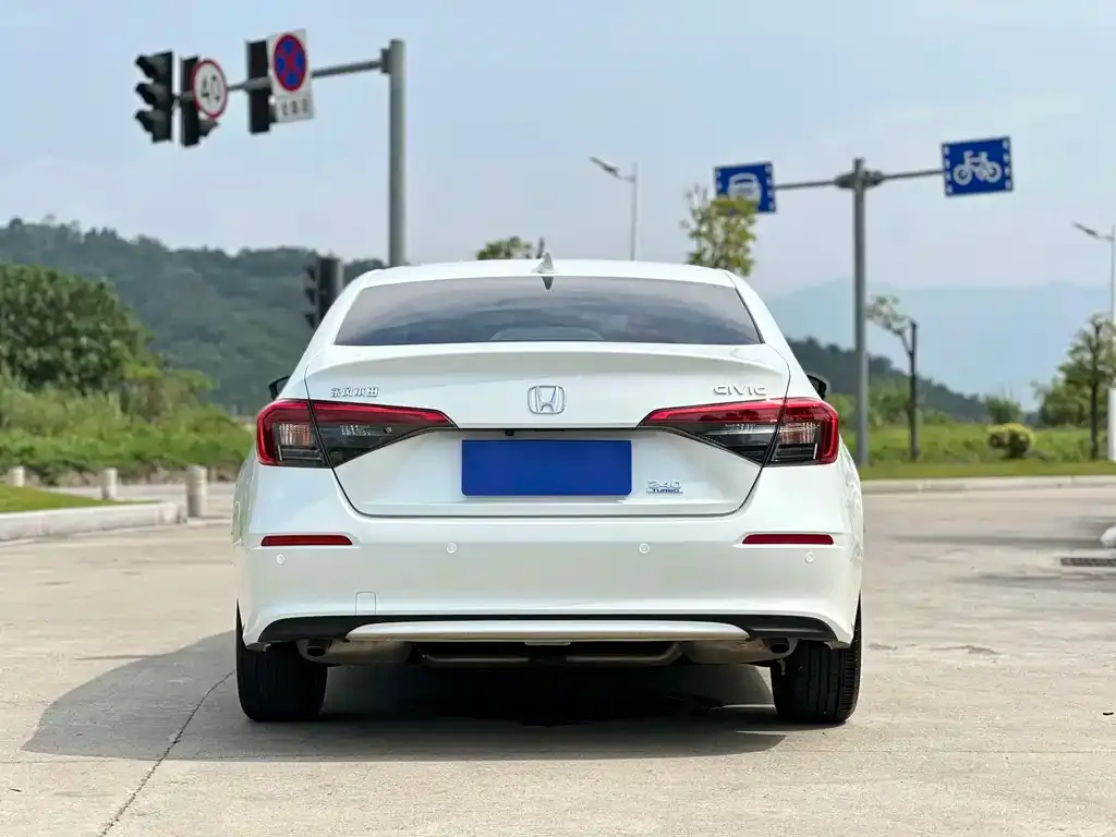 Honda Civic — фото 5