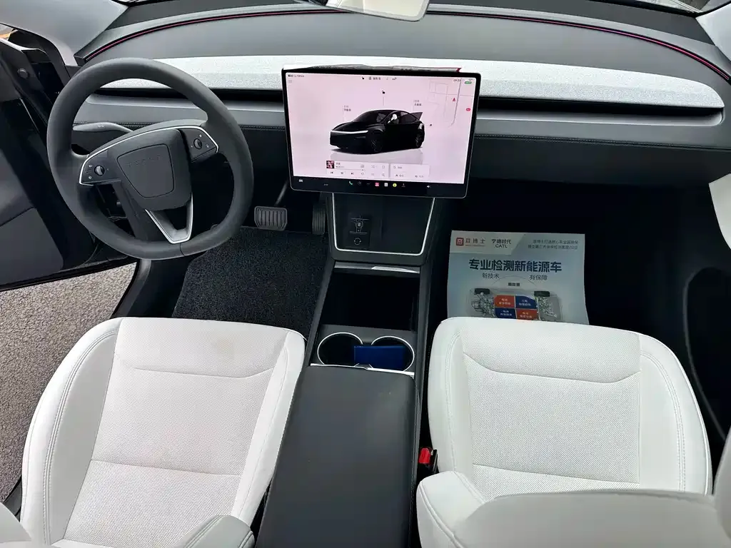 Tesla Model Y — фото 7