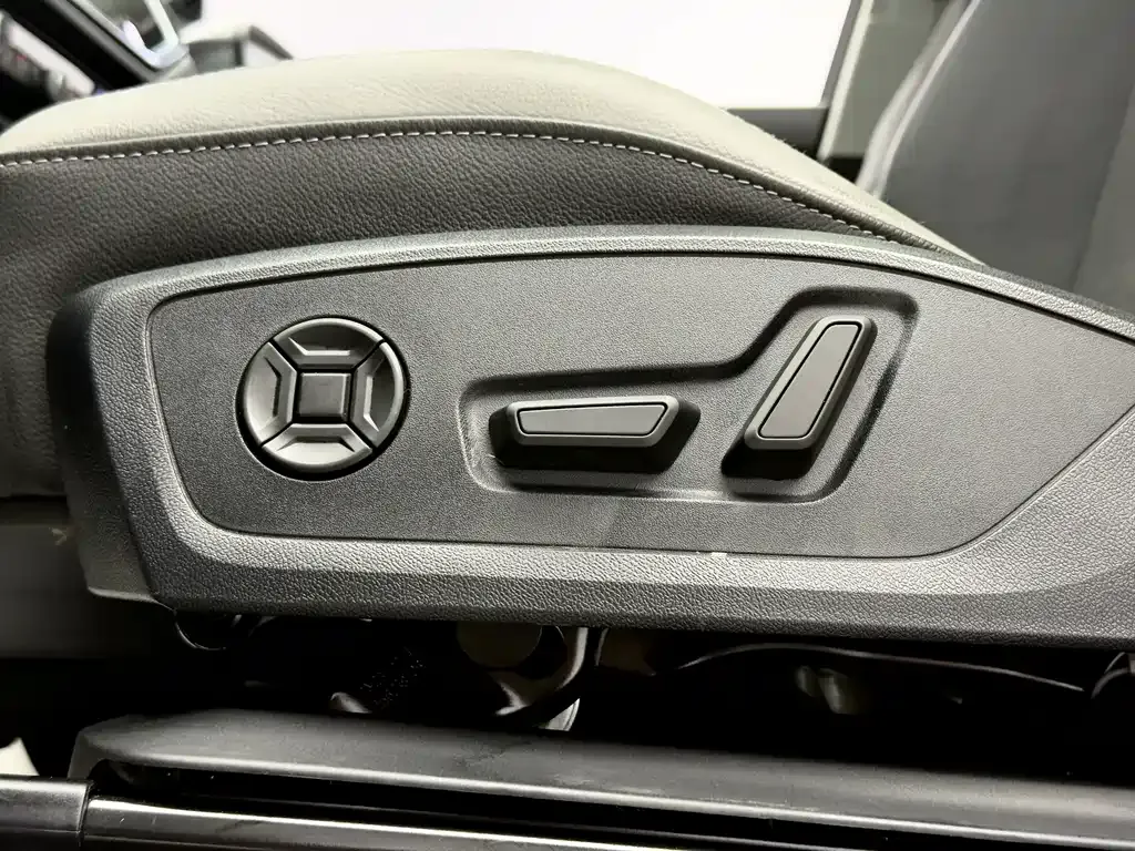 Audi Q3 — фото 5
