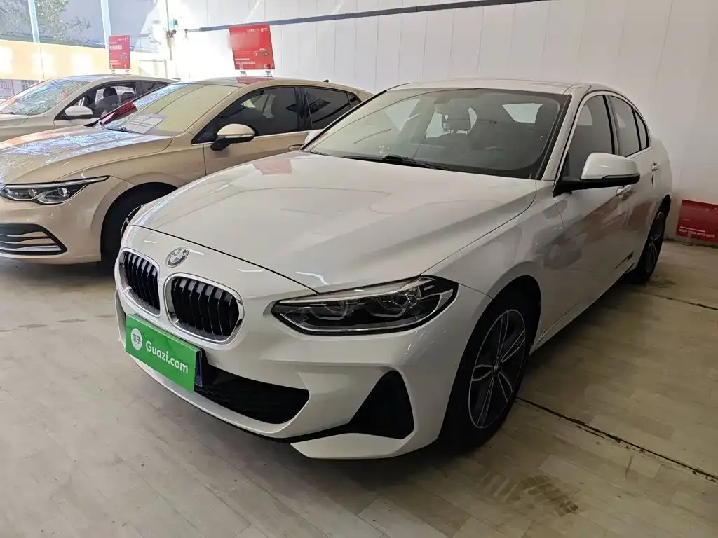 BMW 1 Series — фото 1