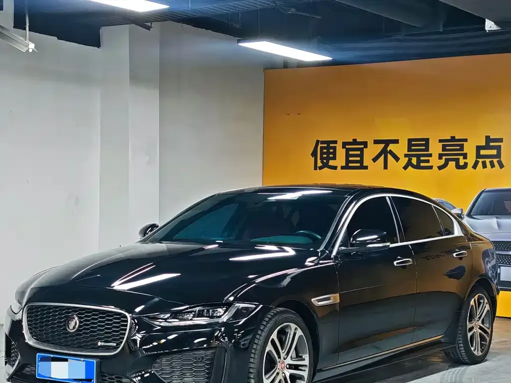 Jaguar XEL — фото 1