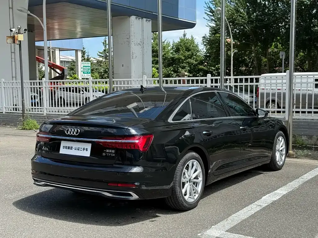 Audi A6L — фото 6