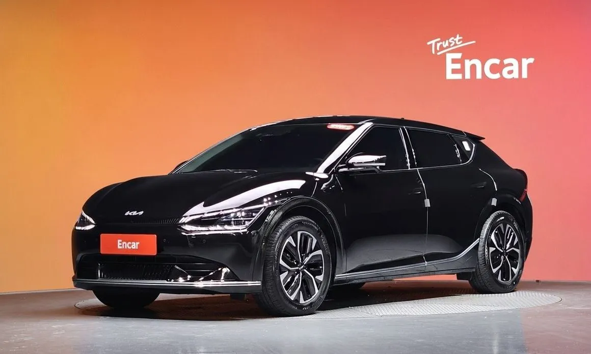 Kia EV6 — фото 1