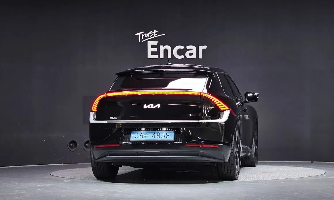 Kia EV6 — фото 6