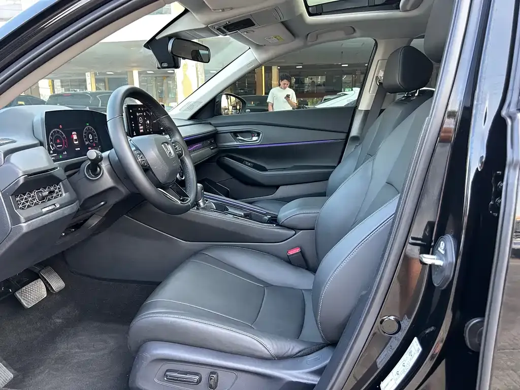 Honda Accord — фото 2
