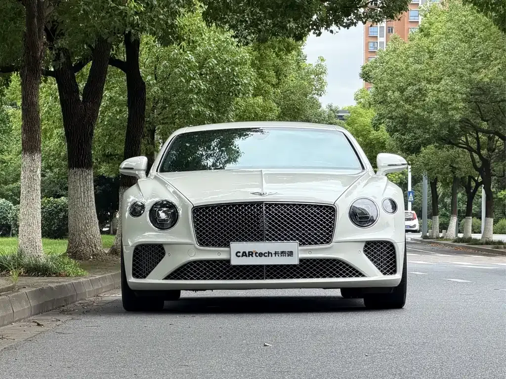 Bentley Continental — фото 6