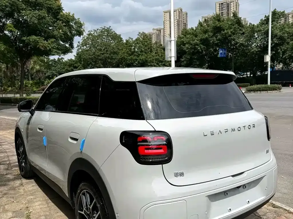Leapmotor Leapmotor A10 — фото 7