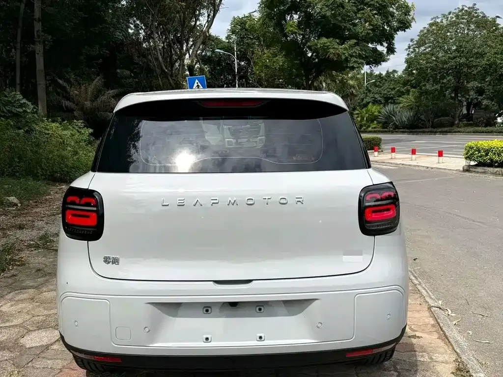 Leapmotor Leapmotor A10 — фото 2