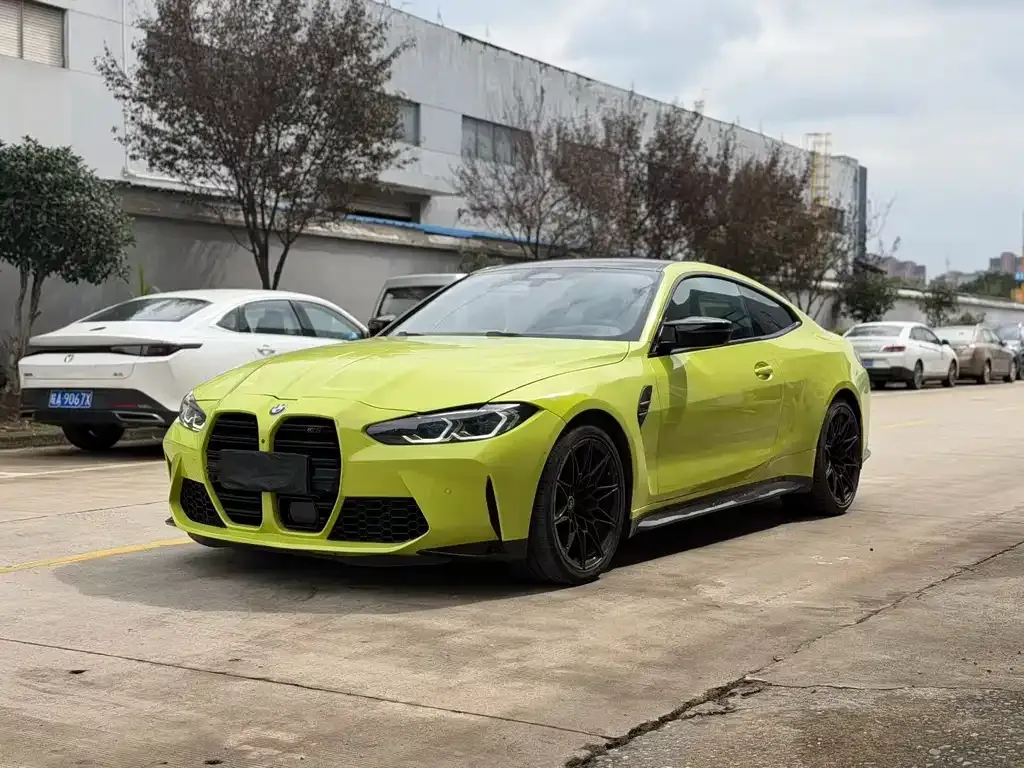 BMW M4 — фото 1