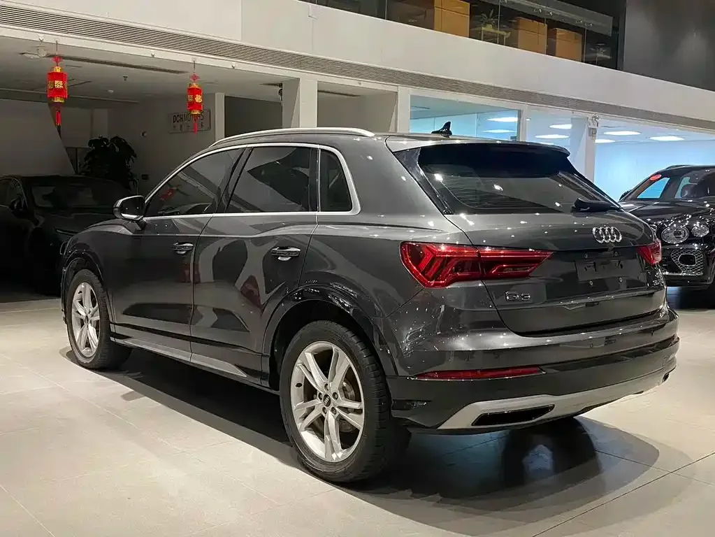 Audi Q3 — фото 4