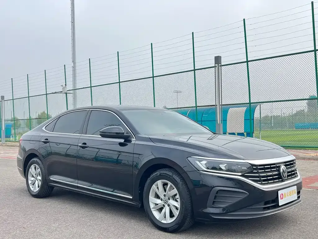Volkswagen Passat — фото 5