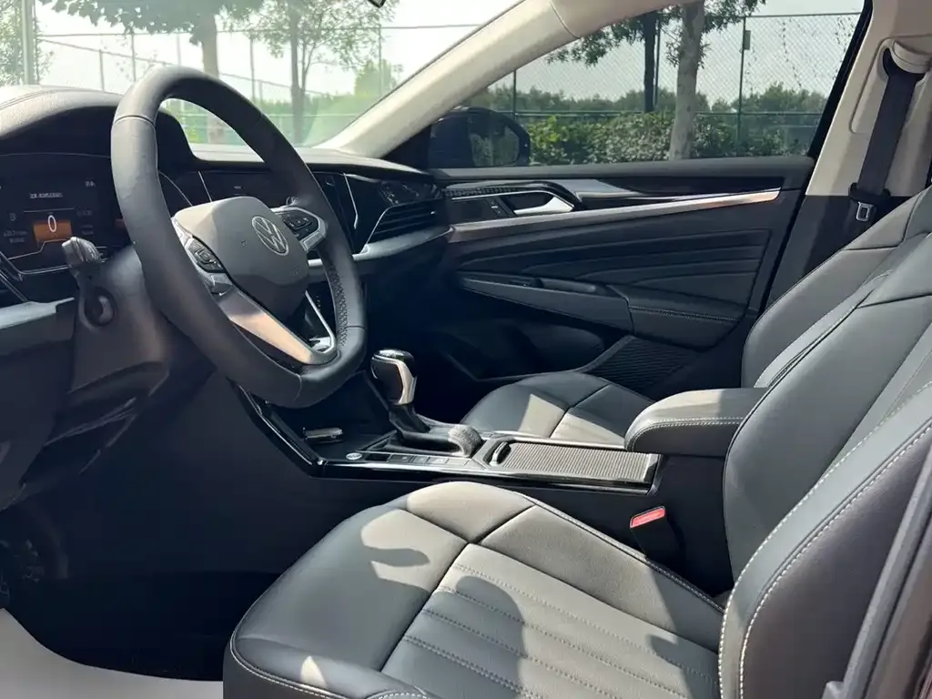 Volkswagen Passat — фото 2