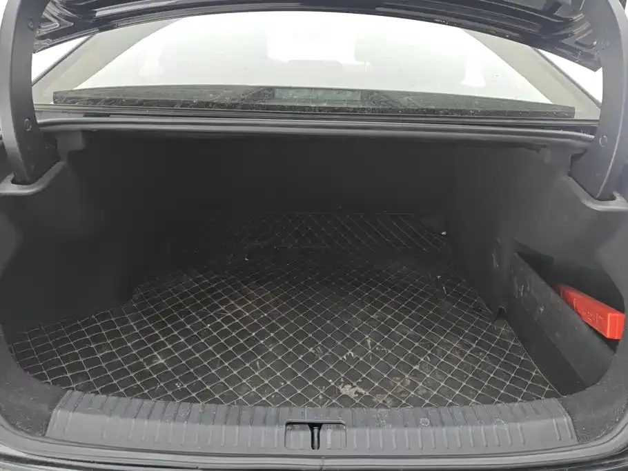 Volkswagen Passat — фото 10