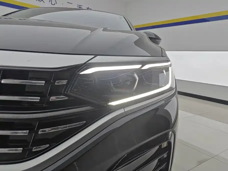 Volkswagen Passat — фото 4